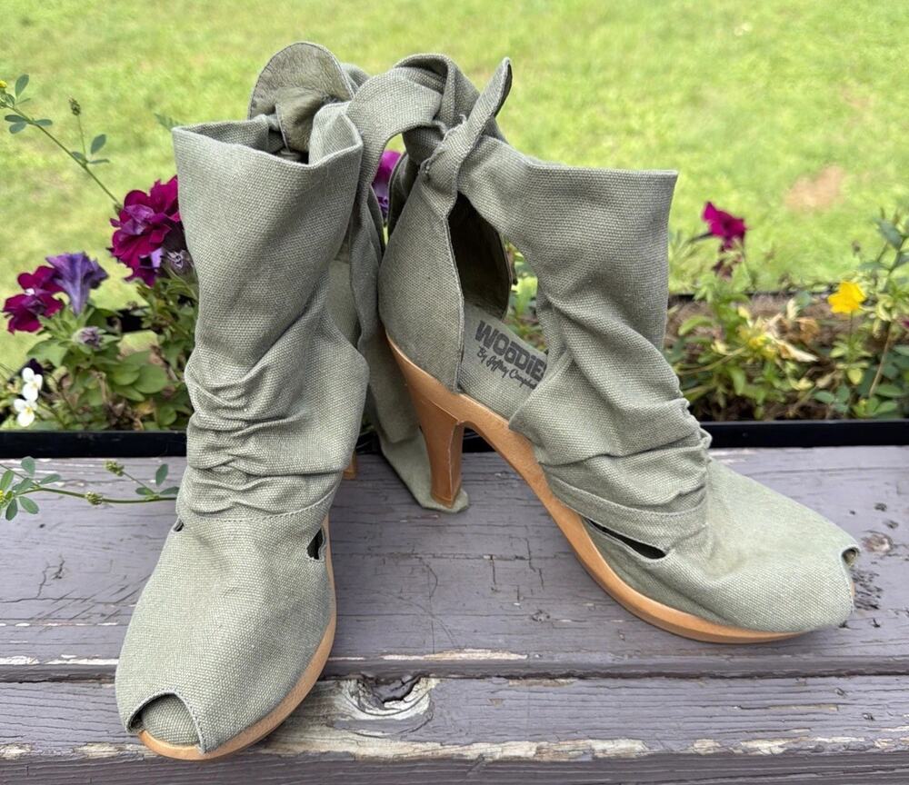 Jeffrey Campbell Woodies Sz 8 Sage Green Wood Heel Boho Festival Peep Toe Tie
